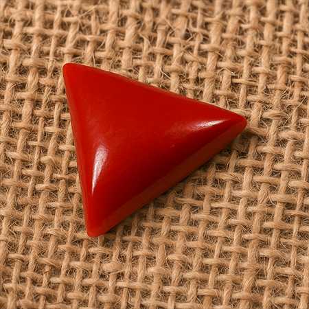 Triangular Red Coral - 6.5 Ratti